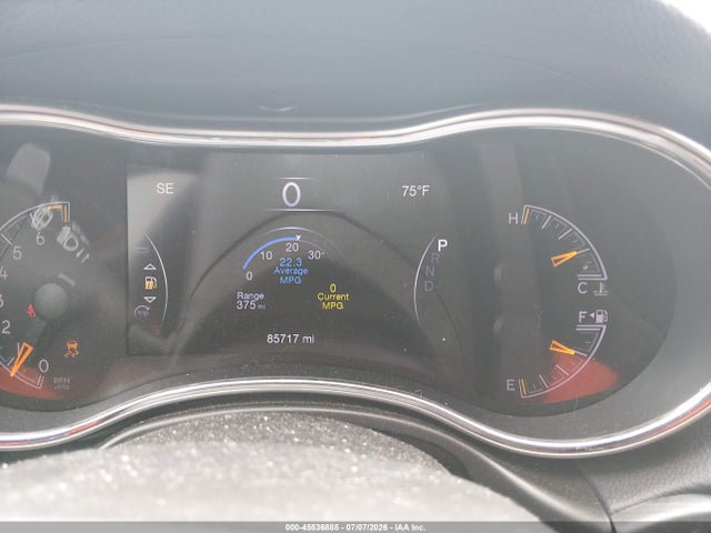 1C4RJFAG5KC754208 Jeep Grand Cherokee Laredo E 4x4