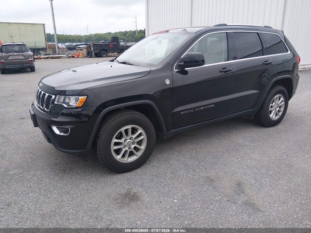 1C4RJFAG5KC754208 Jeep Grand Cherokee Laredo E 4x4