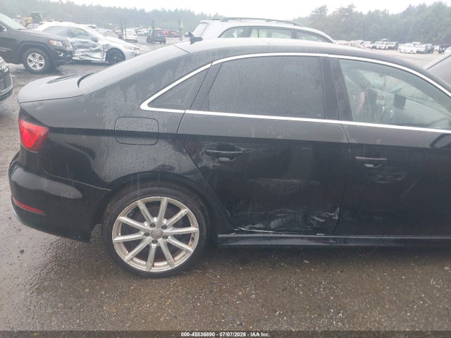 45536890 :رقم المزاد ، WAUKFGFF5F1006971 vin ، 2015 Audi A3 2.0t Premium مزاد بيع