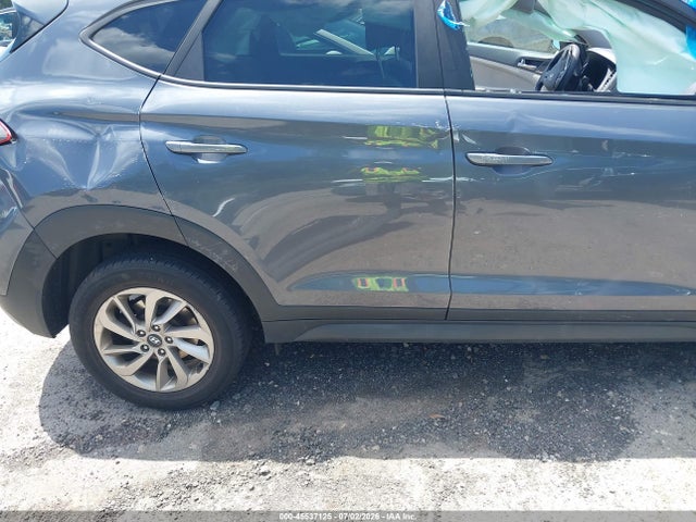 Hyundai TUCSON SE 2018 KM8J2CA49JU769264 Image 6