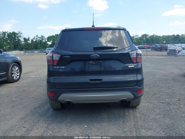 45537147 :رقم المزاد ، 1FMCU0JD0HUD92268 vin ، 2017 Ford Escape Titanium مزاد بيع