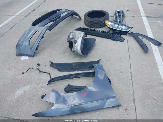 1FA6P0H73E5392284 Ford FUSION SE