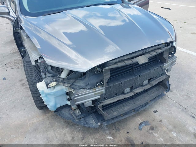 1FA6P0H73E5392284 Ford FUSION SE