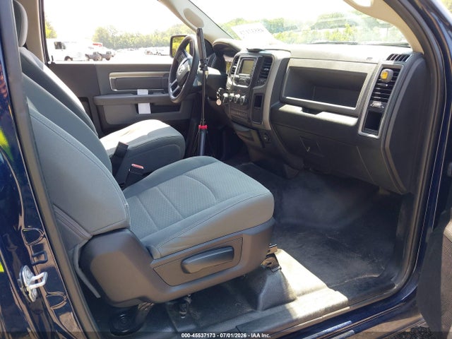 45537173 :رقم المزاد ، 3C6JR6DG3HG764699 vin ، 2017 Ram 1500 Tradesman  4x2 8' Box مزاد بيع