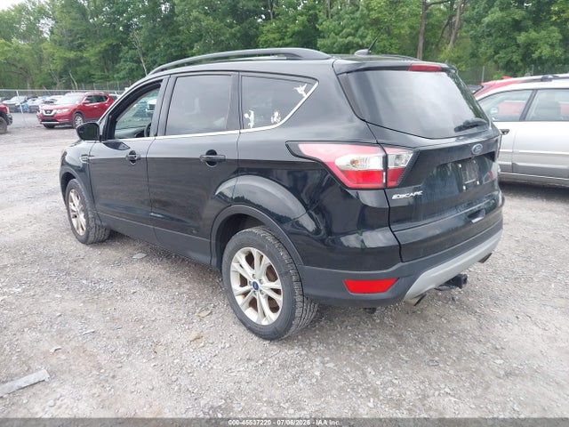 45537220 :رقم المزاد ، 1FMCU9GD7JUA11825 vin ، 2018 Ford Escape Se مزاد بيع
