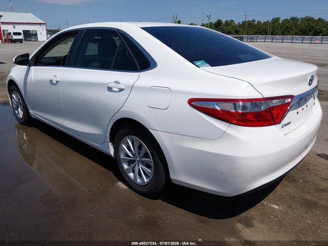Toyota CAMRY LE 2017 4T1BF1FKXHU664697 Image 3