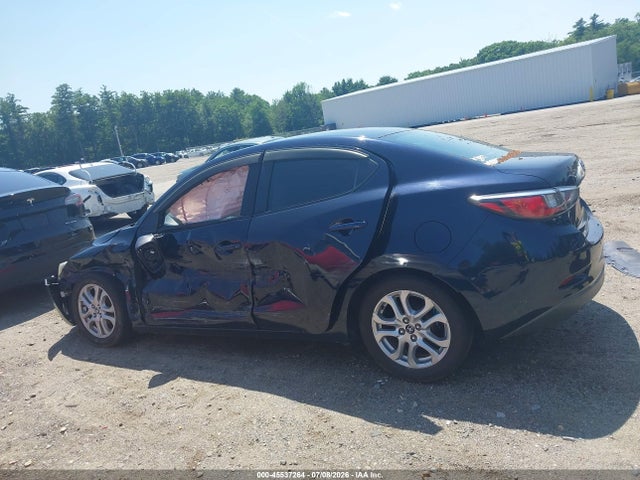 3MYDLBYV3HY147646 Toyota YARIS IA