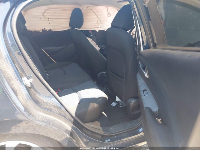 3MYDLBYV3HY147646 Toyota YARIS IA