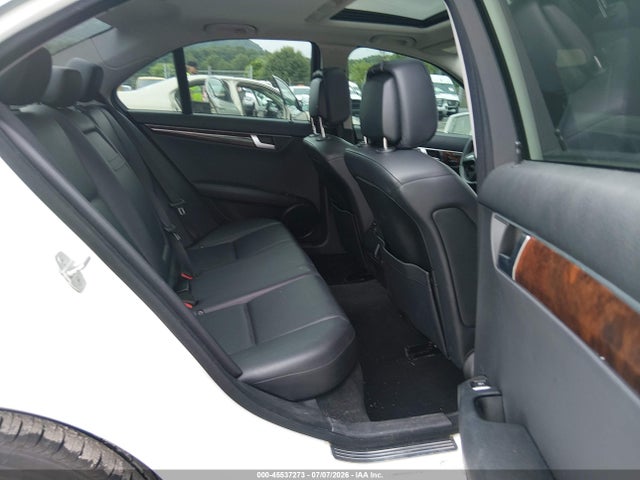 45537273 :رقم المزاد ، WDDGF8AB7DR281331 vin ، 2013 Mercedes-benz C 300 Luxury 4matic مزاد بيع