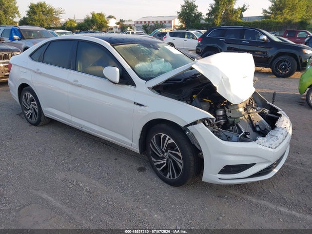2021 Volkswagen Jetta Sel Premium მანქანა იყიდება აუქციონზე, vin: 3VWG57BUXMM068850, აუქციონის ნომერი: 45537280