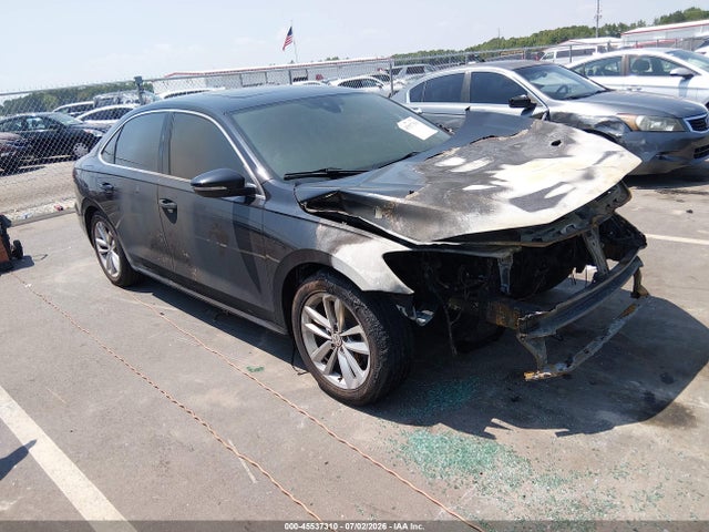 Продаж на аукціоні авто 2020 Volkswagen Passat 2.0t Se, vin: 1VWWA7A3XLC001746, номер лоту: 45537310