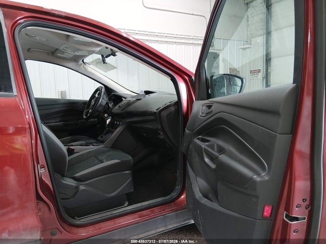 1FMCU0F79EUA00063 Ford ESCAPE S