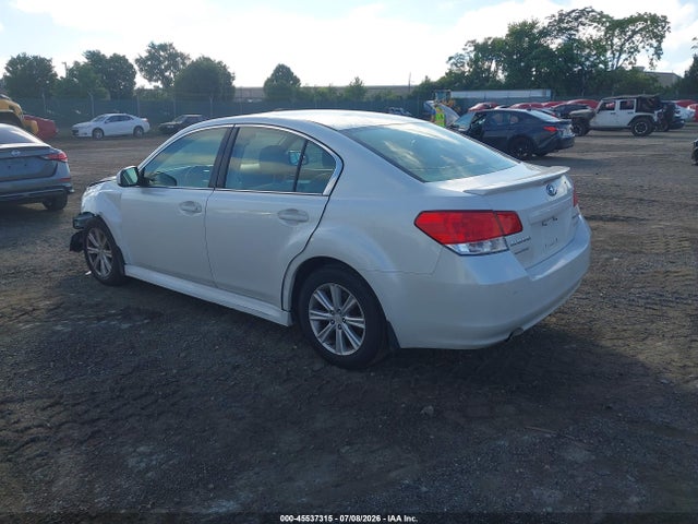 2011 Subaru Legacy 2.5i Premium მანქანა იყიდება აუქციონზე, vin: 4S3BMBG65B3215359, აუქციონის ნომერი: 45537315