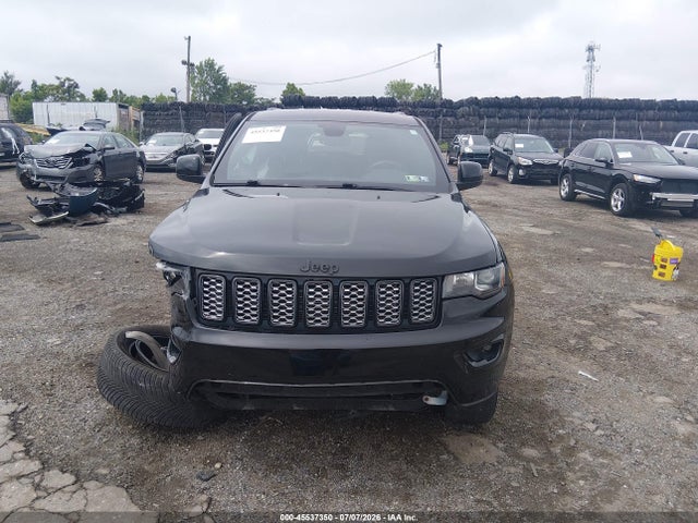 Продаж на аукціоні авто 2017 Jeep Grand Cherokee Altitude, vin: 1C4RJFAG1HC886147, номер лоту: 45537350