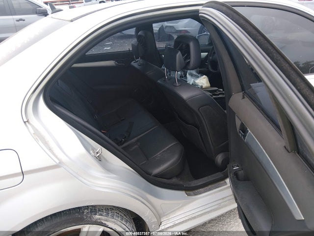 45537357 :رقم المزاد ، WDDGF5EB3AR098027 vin ، 2010 Mercedes-benz C 300 Luxury/sport مزاد بيع