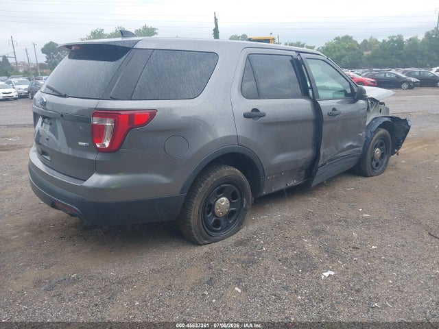Ford Utility Police Interceptor 2017 1FM5K8AR1HGD25279 Image 4