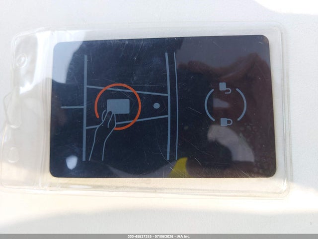 2022 Tesla Model S Dual Motor All-wheel Drive მანქანა იყიდება აუქციონზე, vin: 5YJSA1E54NF467849, აუქციონის ნომერი: 45537385