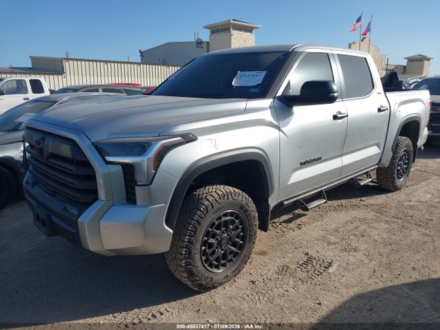 Toyota Tundra Sr5 2025 5TFLA5DB2SX320305 Image 2