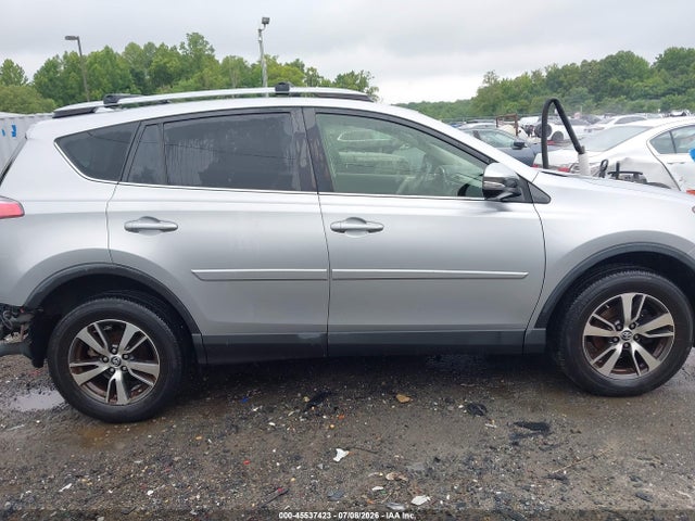Toyota Rav4 Xle 2018 JTMRFREV2JJ235199 Image 14