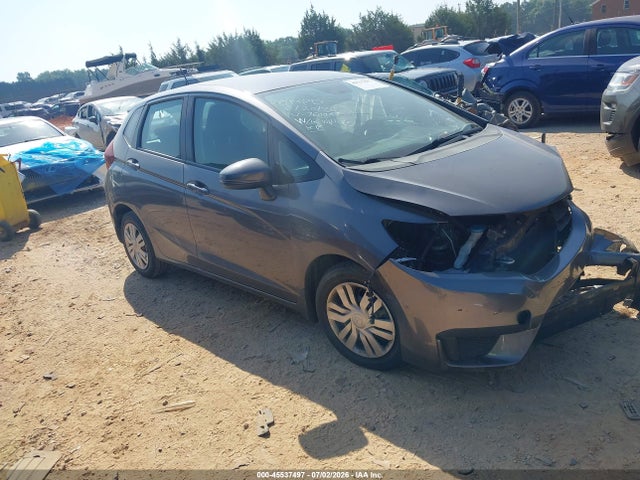 45537497 :رقم المزاد ، 3HGGK5H50FM760037 vin ، 2015 Honda Fit Lx مزاد بيع