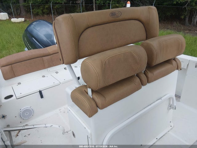 45537516 :رقم المزاد ، SXSU0424C919 vin ، 2019 Sea Hunt 225 Ultra 22' مزاد بيع