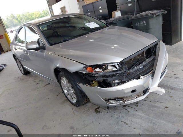 YV140MAC6F1184360 auction archive image