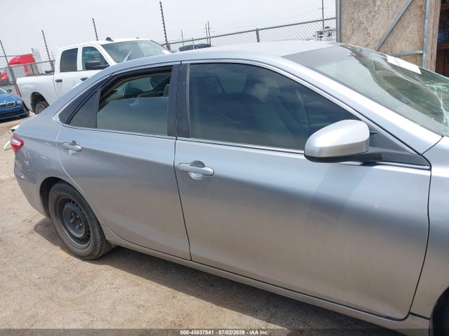 Продаж на аукціоні авто 2017 Toyota Camry Le, vin: 4T1BF1FK0HU410707, номер лоту: 45537541
