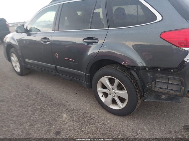 45537619 :رقم المزاد ، 4S4BRCCC1E1266176 vin ، 2014 Subaru Outback 2.5i Premium مزاد بيع