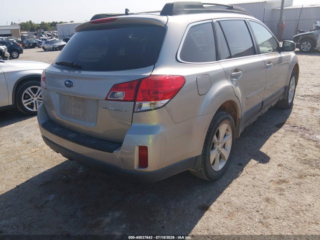 Продаж на аукціоні авто 2014 Subaru Outback 2.5i Limited, vin: 4S4BRCMC7E3238465, номер лоту: 45537642