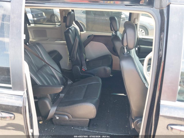2016 Chrysler Town & Country Touring მანქანა იყიდება აუქციონზე, vin: 2C4RC1BG9GR287482, აუქციონის ნომერი: 45537650