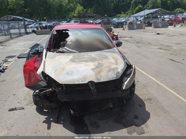 2011 Volkswagen Gti 4-door მანქანა იყიდება აუქციონზე, vin: WVWGD7AJ3BW198317, აუქციონის ნომერი: 45537740