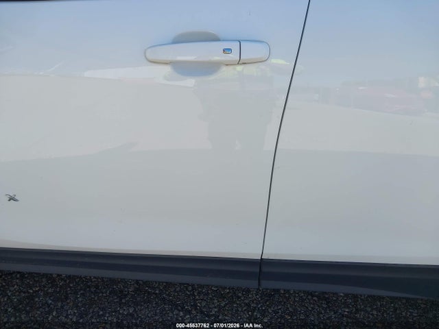 3GNAXSEV1LS686490 Chevrolet Equinox Awd Ls
