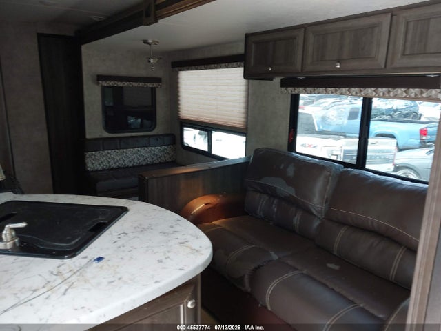 45537774 :رقم المزاد ، 58TTU302XH2025567 vin ، 2017 Highland Ridge Open Range مزاد بيع
