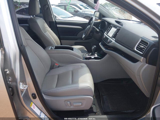Toyota Highlander Xle 2019 5TDJZRFH6KS593357 Image 5