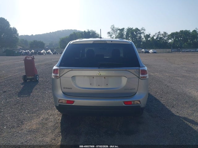 2014 Mitsubishi Outlander Es მანქანა იყიდება აუქციონზე, vin: JA4AD2A31EZ000275, აუქციონის ნომერი: 45537809