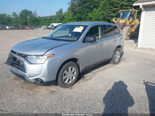 2014 Mitsubishi Outlander Es მანქანა იყიდება აუქციონზე, vin: JA4AD2A31EZ000275, აუქციონის ნომერი: 45537809