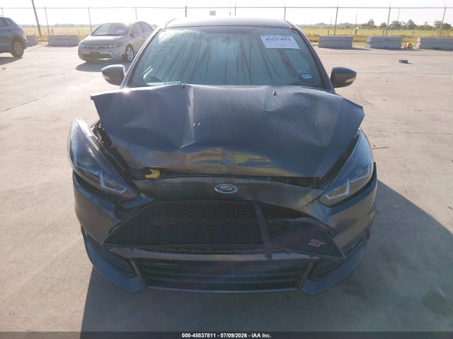 Ford FOCUS ST 2018 1FADP3L98JL331911 Image 12