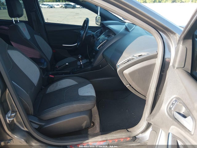 Ford FOCUS ST 2018 1FADP3L98JL331911 Image 5
