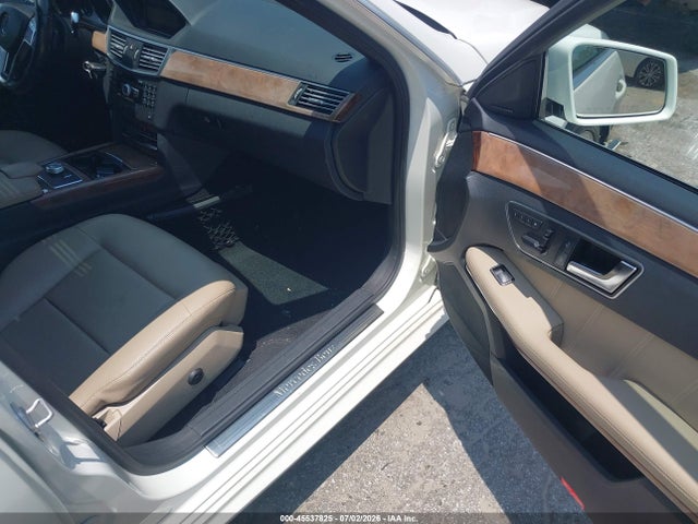 45537825 :رقم المزاد ، WDDHF5KB8CA527575 vin ، 2012 Mercedes-benz E 350 مزاد بيع