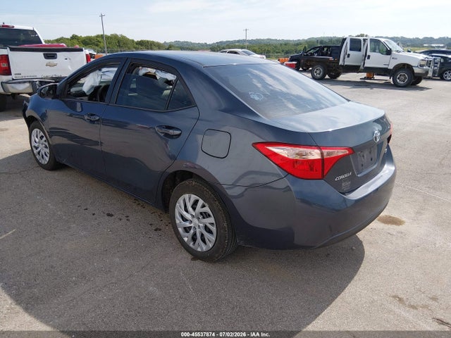 Toyota COROLLA LE 2017 5YFBURHE0HP658579 Image 3