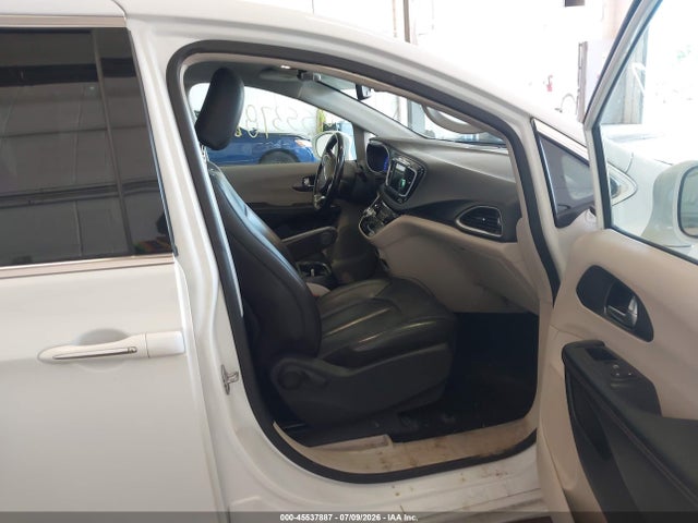 45537887 :رقم المزاد ، 2C4RC1BG3LR134767 vin ، 2020 Chrysler Pacifica Touring L مزاد بيع
