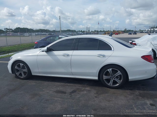 Aukcja sprzedaży 2018 Mercedes-benz E 300, vin: WDDZF4JB1JA333158, numer aukcji: 45537931