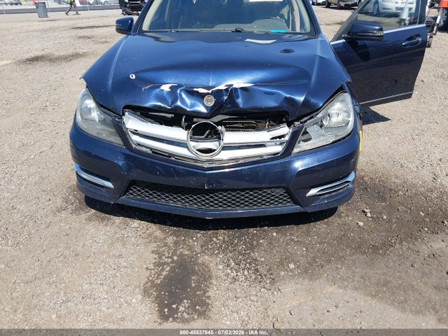 Продажа на аукционе авто 2013 Mercedes-benz C 250 Sport, vin: WDDGF4HB8DR269672, номер лота: 45537945