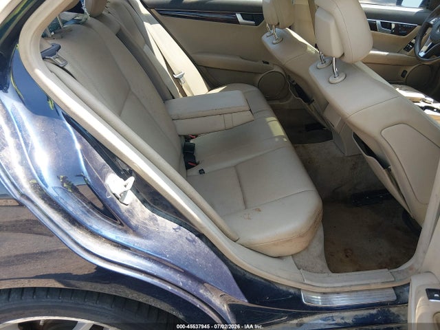 Auction sale of the 2013 Mercedes-benz C 250 Sport, vin: WDDGF4HB8DR269672, lot number: 45537945