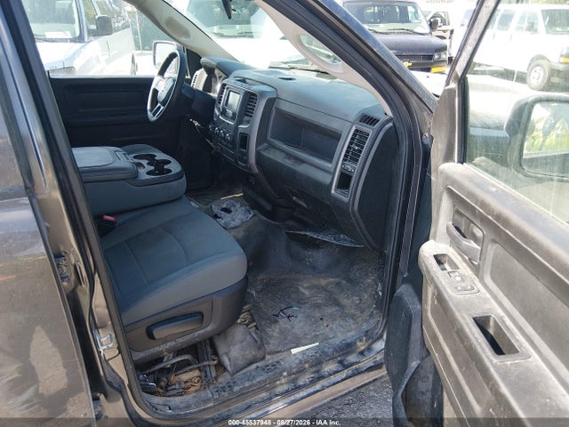 2020 Ram 1500 Classic Tradesman  4x4 6'4 Box მანქანა იყიდება აუქციონზე, vin: 1C6RR7FG0LS158901, აუქციონის ნომერი: 45537948