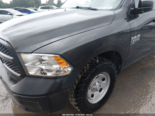 2020 Ram 1500 Classic Tradesman  4x4 6'4 Box მანქანა იყიდება აუქციონზე, vin: 1C6RR7FG0LS158901, აუქციონის ნომერი: 45537948