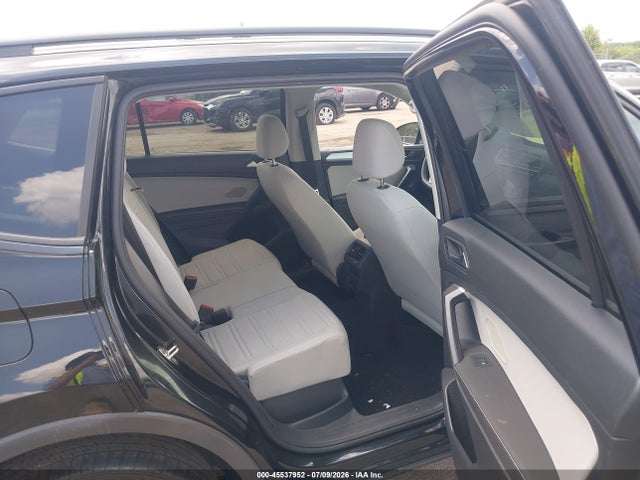 Продажа на аукционе авто 2022 Volkswagen Tiguan 2.0t S, vin: 3VV0B7AX6NM077900, номер лота: 45537952