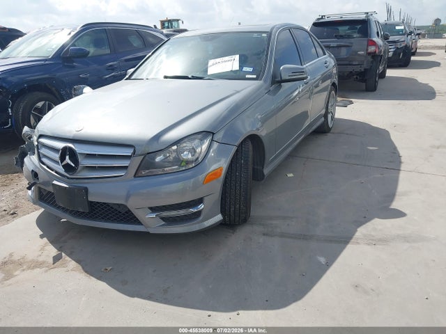 Продаж на аукціоні авто 2013 Mercedes-benz C 300 Sport 4matic, vin: WDDGF8AB3DR268317, номер лоту: 45538009