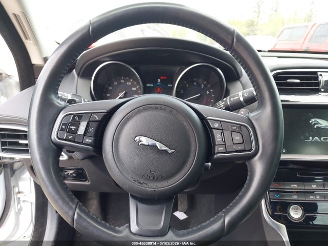 Jaguar Xe 35t First Edition 2017 SAJAN4BVXHA946619 Image 19