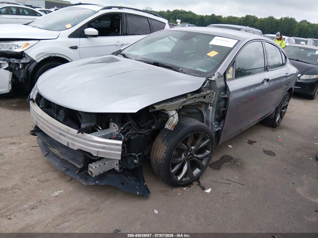 45538057 :رقم المزاد ، 1C3CCCBB9FN686060 vin ، 2015 Chrysler 200 S مزاد بيع